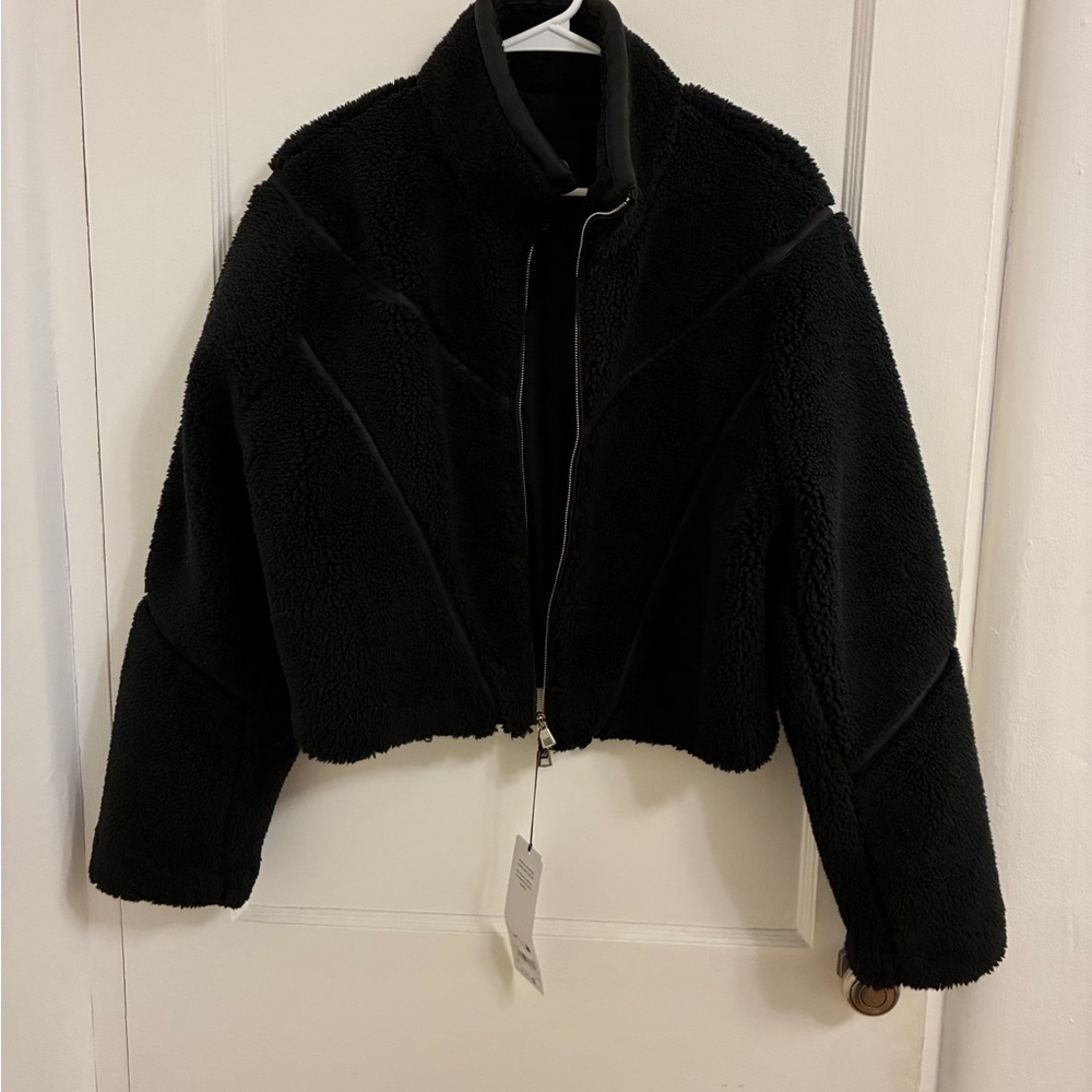 Alo Sherpa Cropped Slope Side Jacket